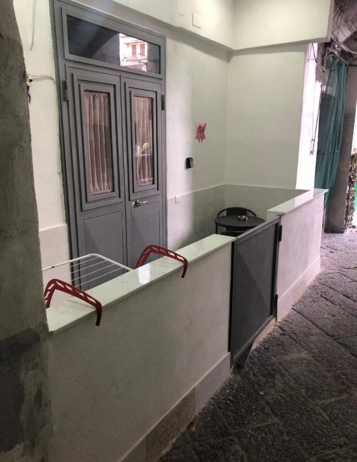 Il Basso Della Nonna Naples Exterior photo
